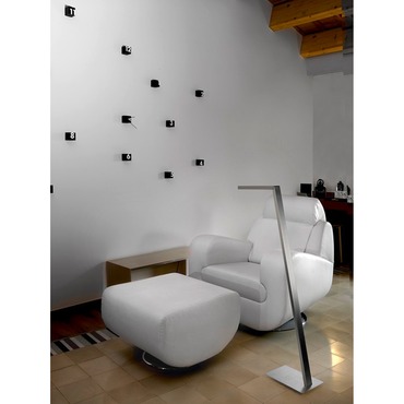 Clau Floor Lamp