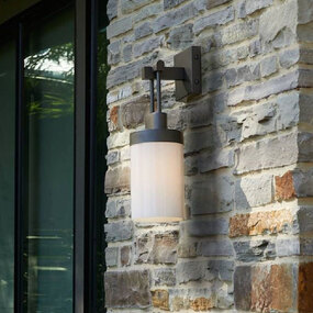 Everest Outdoor Wall Sconce
