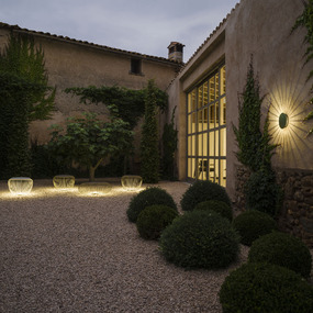 Meridiano Outdoor Wall Sconce