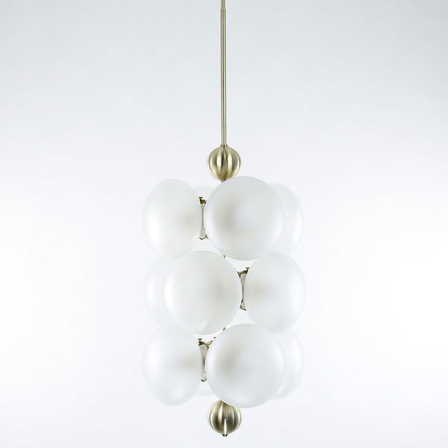 Allure Cluster 12 Pendant by studio PGRB