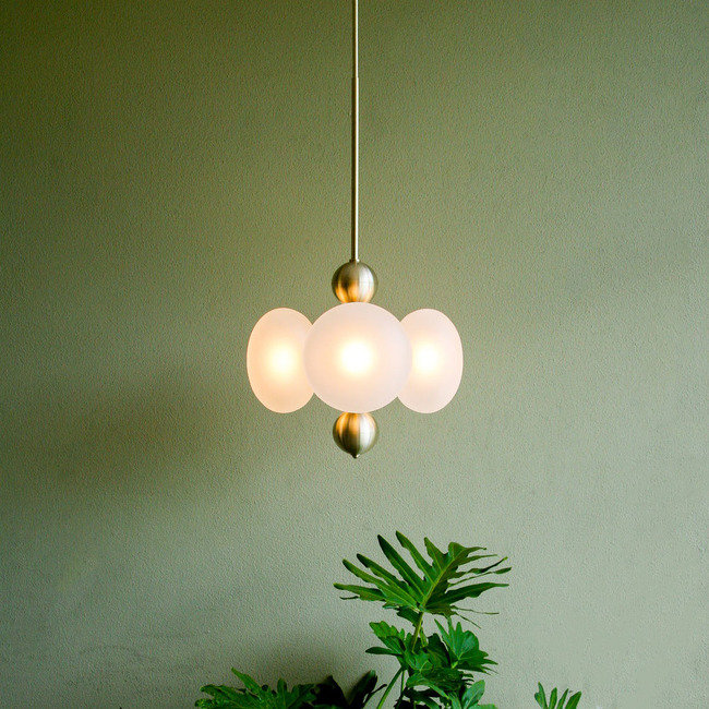 Allure 4 Pendant by studio PGRB