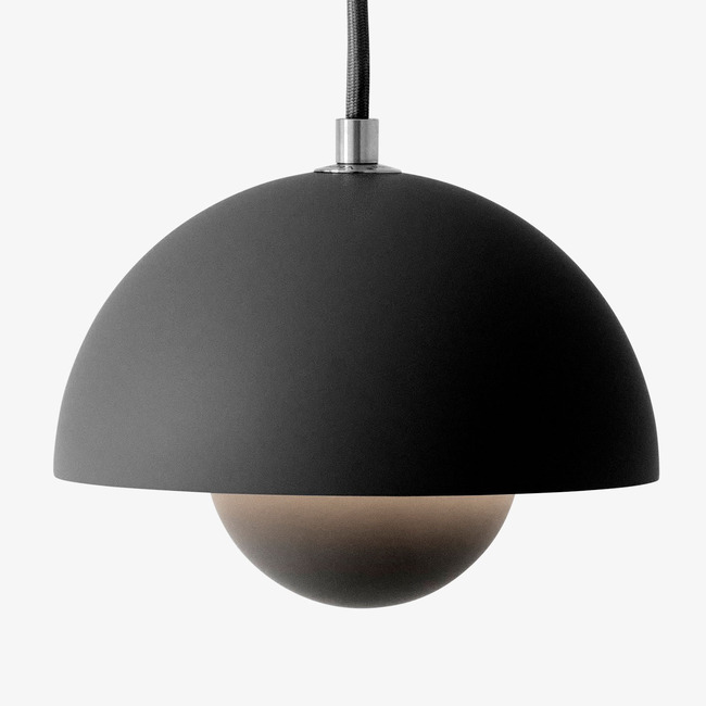 Flowerpot VP10 Pendant by &Tradition