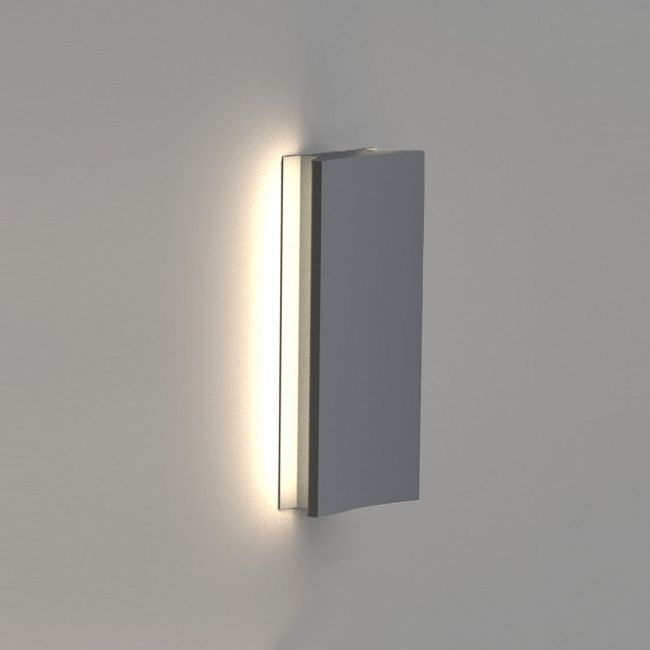 LineaCurve Mono Wall / Ceiling Light by Artemide