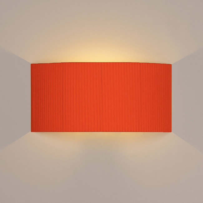 Comodin Wall Light by Santa & Cole