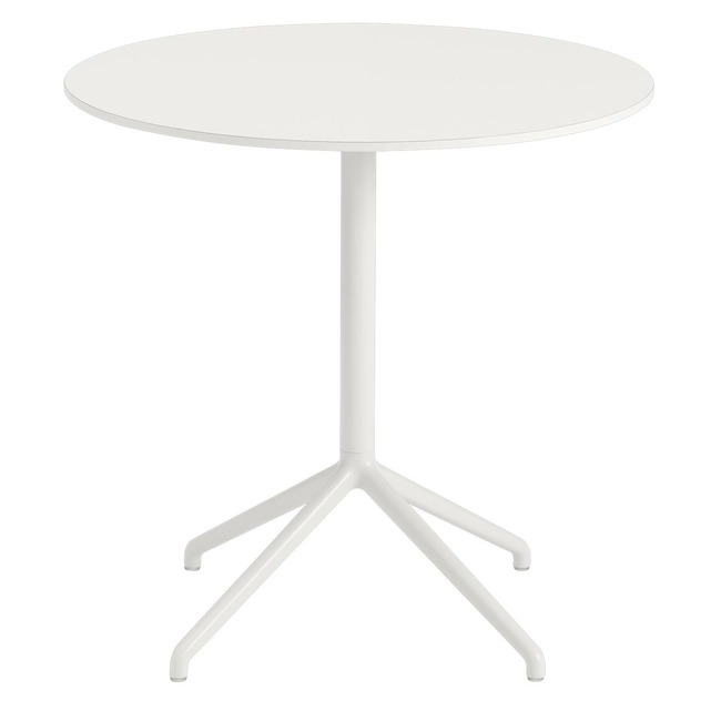 Still Cafe Round Table by Muuto