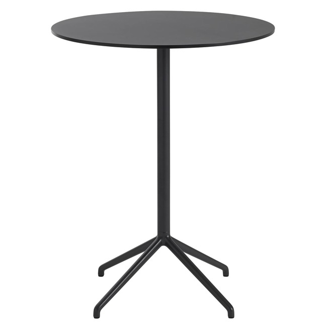 Still Cafe Round Table by Muuto